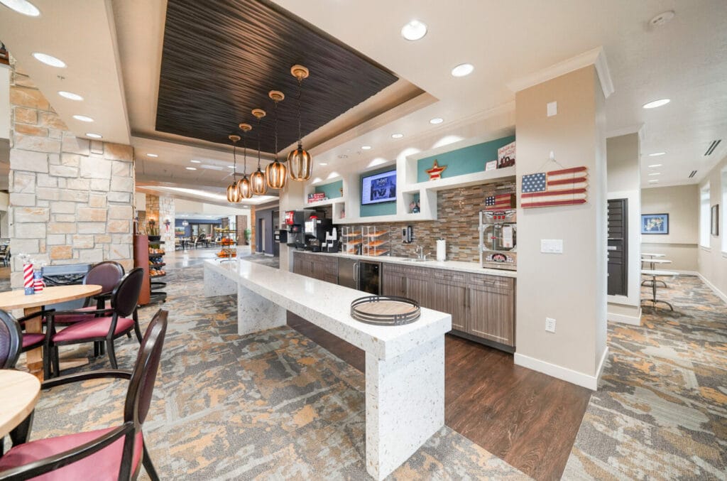 A bistro area at Creekside